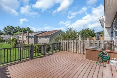 104 W Woodlake Drive, Woodbury, NY 11797 - Photo 26