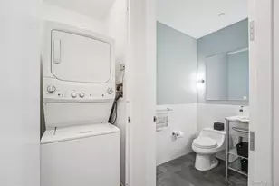 25 City Pl, White Plains, NY 10601 - Photo 28