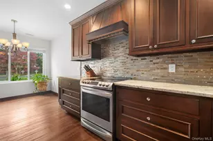 4 Hidden Pines Way, Bohemia, NY 11716 - Photo 20