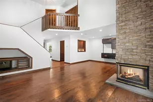 4 Hidden Pines Way, Bohemia, NY 11716 - Photo 12