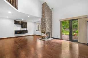 4 Hidden Pines Way, Bohemia, NY 11716 - Photo 8