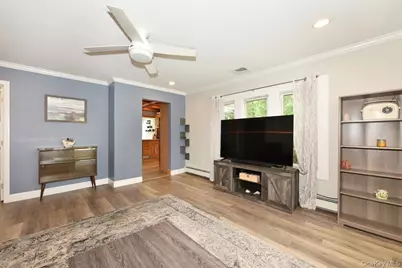 3 School Street, Ronkonkoma, NY 11779 - Photo 10