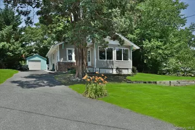 3 School Street, Ronkonkoma, NY 11779 - Photo 2