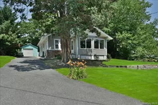 3 School St, Ronkonkoma, NY 11779 - Photo 2