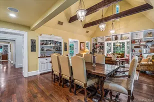 39 Cherry Ln, Syosset, NY 11791 - Photo 12