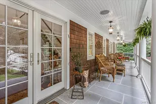 39 Cherry Ln, Syosset, NY 11791 - Photo 4