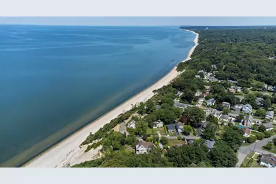 103 Soundview Drive, Rocky Point, NY 11778 - Photo 28