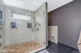 100 Hull Ave, New York, NY 10306 - Photo 22