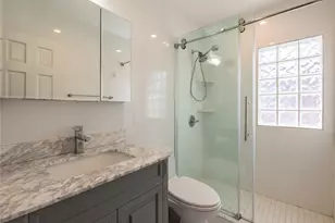 127 Wooleys Ln, Great Neck, NY 11023 - Photo 18