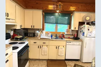 70 Brushwood Drive, Shirley, NY 11967 - Photo 4