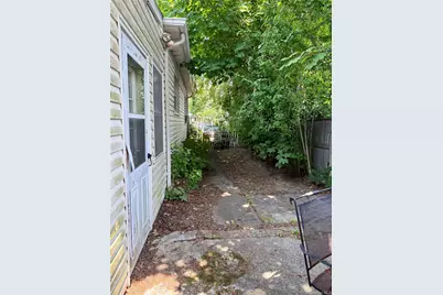 70 Brushwood Drive, Shirley, NY 11967 - Photo 10