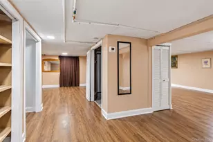 13 Columbia Ave, Middletown, NY 10940 - Photo 12
