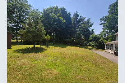 3 Albertson Road, Marlboro, NY 12542 - Photo 12
