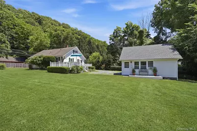 189 Pound Ridge Road, Bedford, NY 10506 - Photo 2