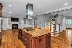 17 Vera Ave, Plainview, NY 11803 - Photo 4
