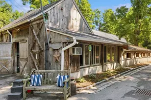 386 Bread and Cheese Hollow Rd, Northport, NY 11768 - Photo 22