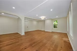 30 New Mill Rd, Smithtown, NY 11787 - Photo 8