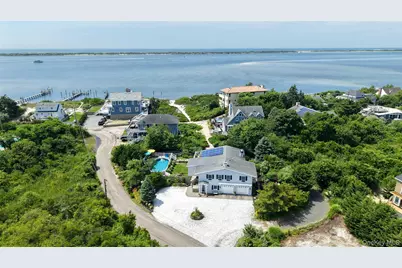 72 Circle Drive, Babylon, NY 11702 - Photo 40