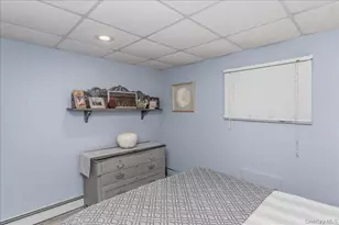 72 Circle Dr, Babylon, NY 11702 - Photo 36