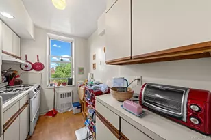 31-85 Crescent St, Astoria, NY 11106 - Photo 6