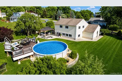 688 Pleasantview Court, Yorktown Heights, NY 10598 - Photo 2