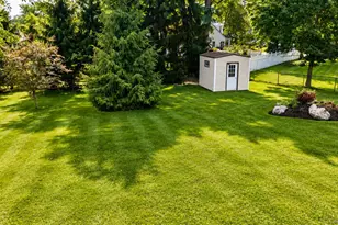 688 Pleasantview Ct, Yorktown Heights, NY 10598 - Photo 28