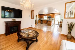 688 Pleasantview Ct, Yorktown Heights, NY 10598 - Photo 10