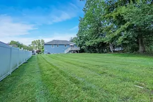 13 Jodphur Ln, Newburgh, NY 12550 - Photo 4