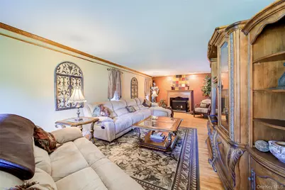 28 Heritage Crossing, Circleville, NY 10919 - Photo 8