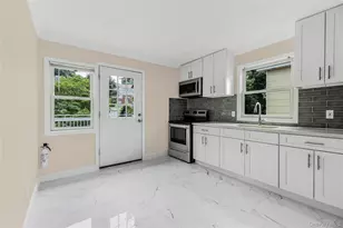 36 Coolidge Ave, Yonkers, NY 10701 - Photo 8