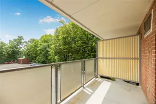 372 Central Park Ave, Scarsdale, NY 10583 - Photo 12