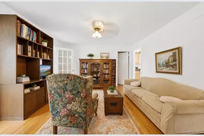 21 Crescent Place, Yonkers, NY 10704 - Photo 12