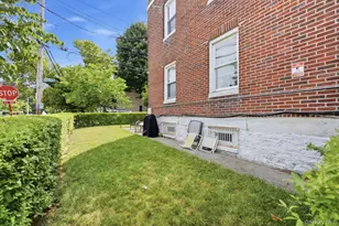 21 Crescent Pl, Yonkers, NY 10704 - Photo 42