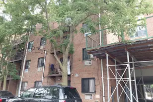 724 E 221st St, Bronx, NY 10467 - Photo 1