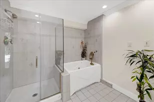 236 Westlake Dr, Valhalla, NY 10595 - Photo 38