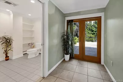 236 Westlake Drive, Valhalla, NY 10595 - Photo 40