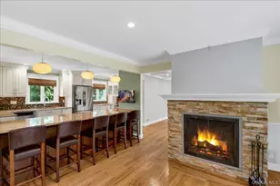 236 Westlake Dr, Valhalla, NY 10595 - Photo 4