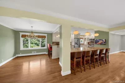 236 Westlake Drive, Valhalla, NY 10595 - Photo 10