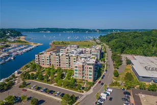 100 Garvies Point Rd, Glen Cove, NY 11542 - Photo 30