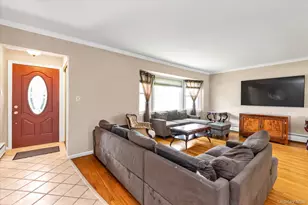 2832 Court St, North Bellmore, NY 11710 - Photo 2