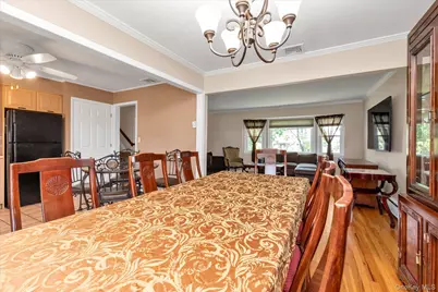 2832 Court Street, North Bellmore, NY 11710 - Photo 6