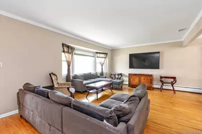 2832 Court Street, North Bellmore, NY 11710 - Photo 4