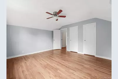 198 Canterbury, Lynbrook, NY 11563 - Photo 22