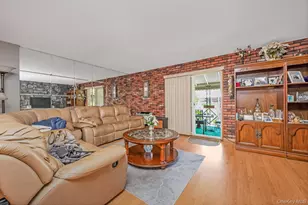 69-35 61st Rd, Middle Village, NY 11379 - Photo 14