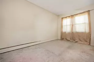 69-35 61st Rd, Middle Village, NY 11379 - Photo 20