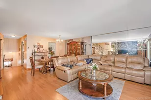 69-35 61st Rd, Middle Village, NY 11379 - Photo 16