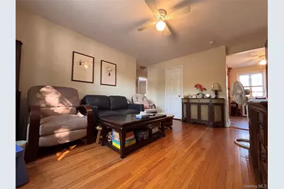 224-14 Hillside Avenue #Apt 39-7, Queens Village, NY 11427 - Photo 4