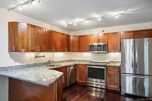 302 Church St, White Plains, NY 10603 - Photo 2
