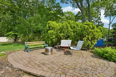 148 Oak Avenue, Shirley, NY 11967 - Photo 36