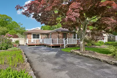 148 Oak Avenue, Shirley, NY 11967 - Photo 2